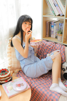 美女大战精子游戏